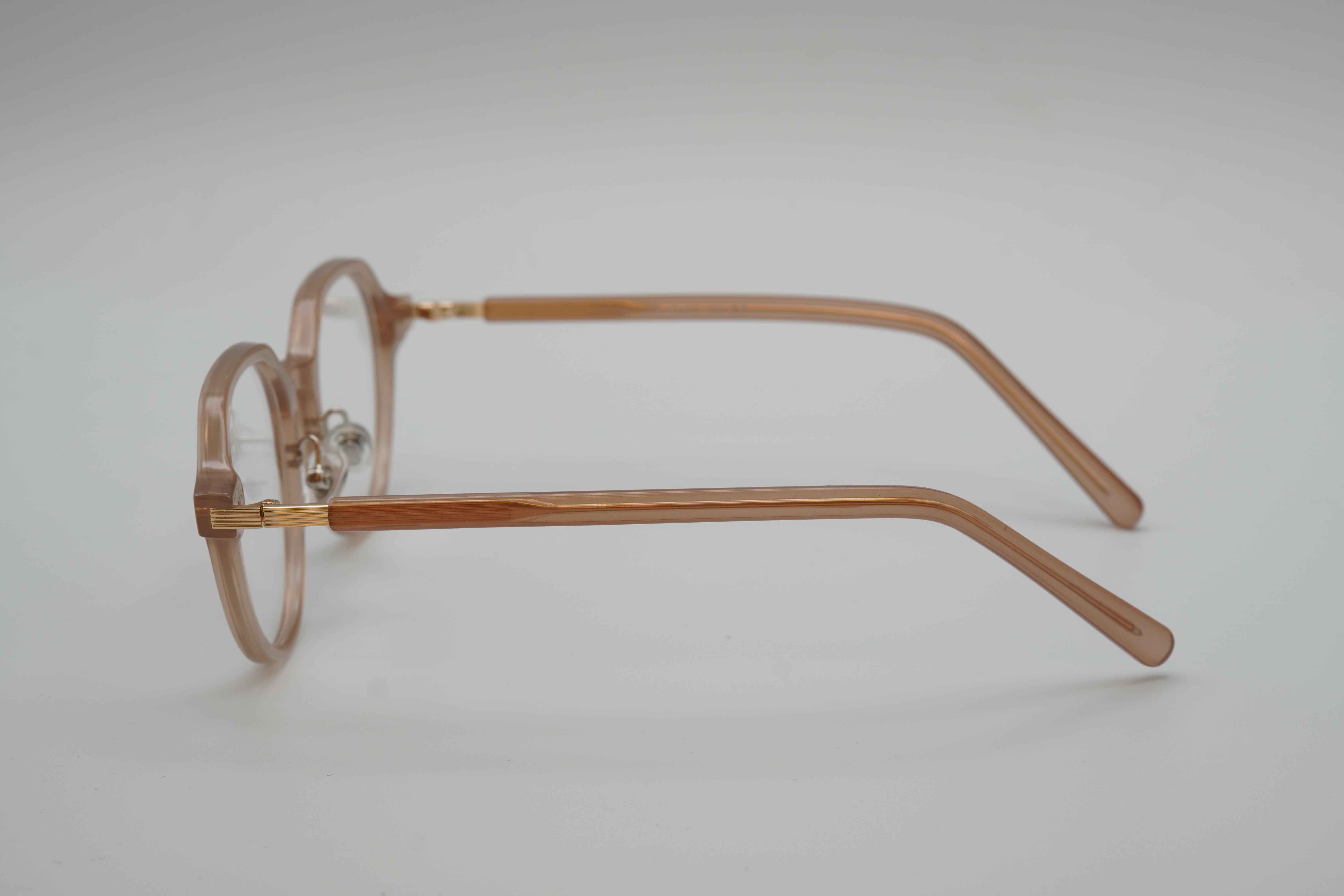 CV1705 TAUPE TRANSLUCIDE