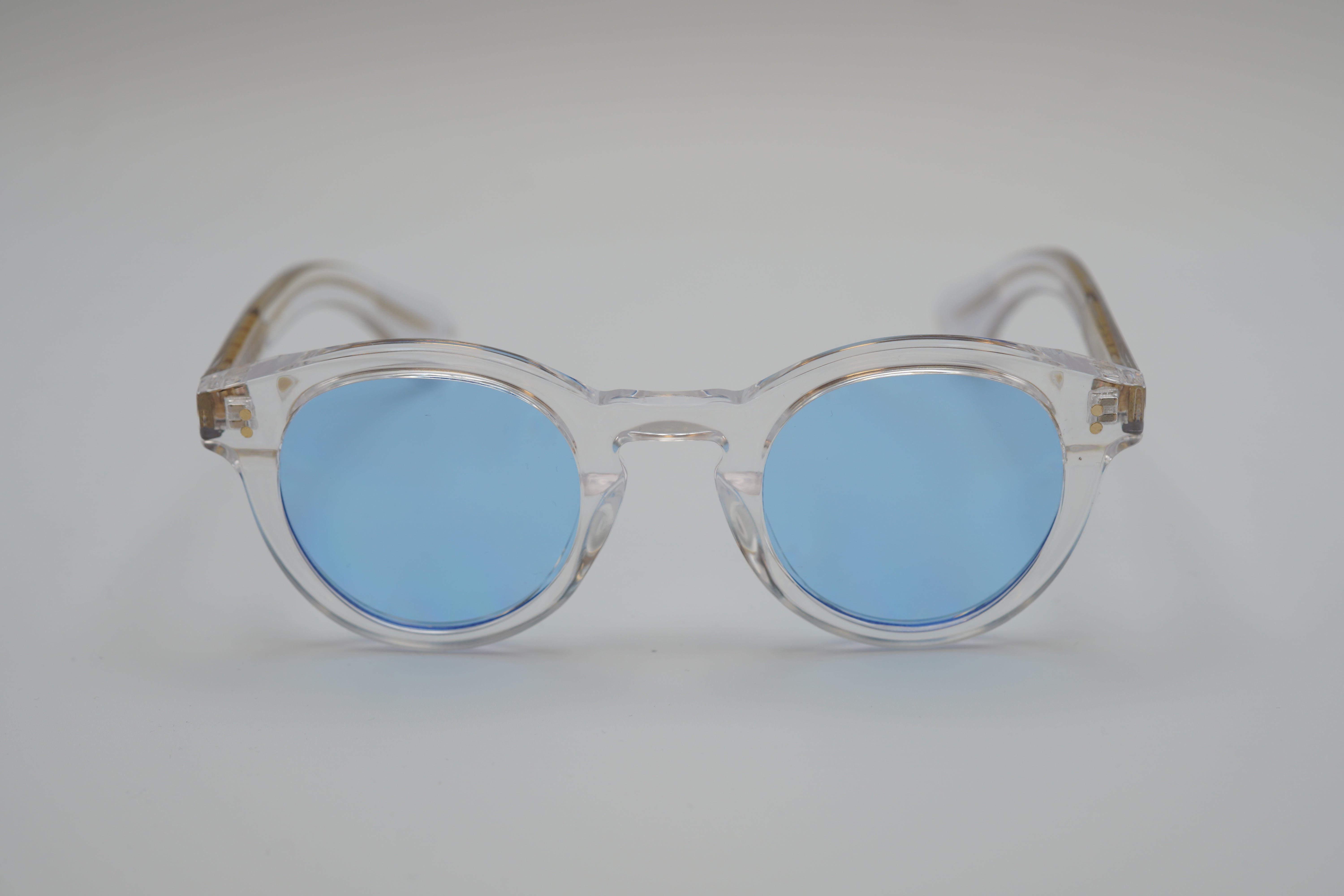 CV3169 TRANSLUCIDE VERRES BLEUS