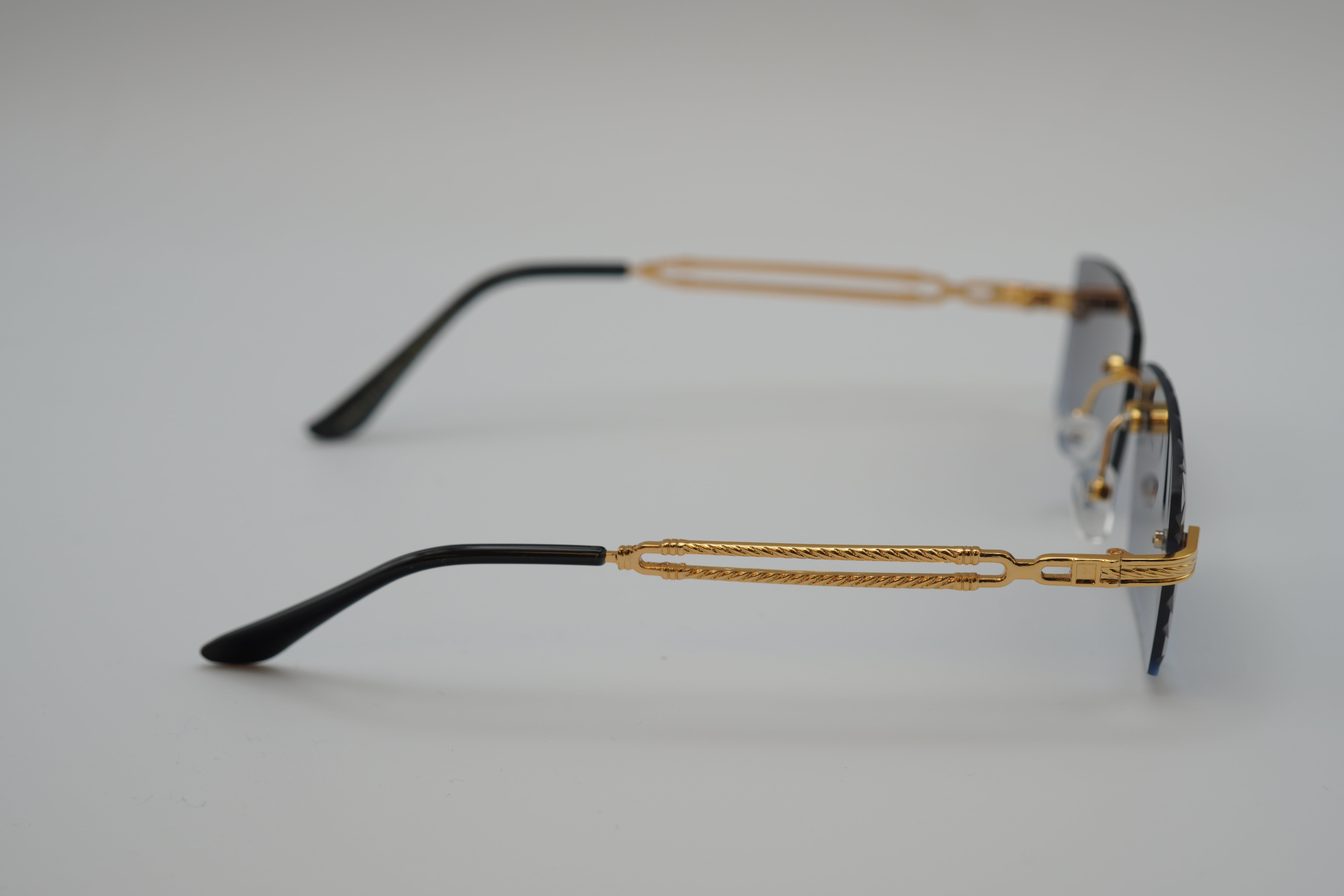 CV5036 DORE VERRES BLEUS