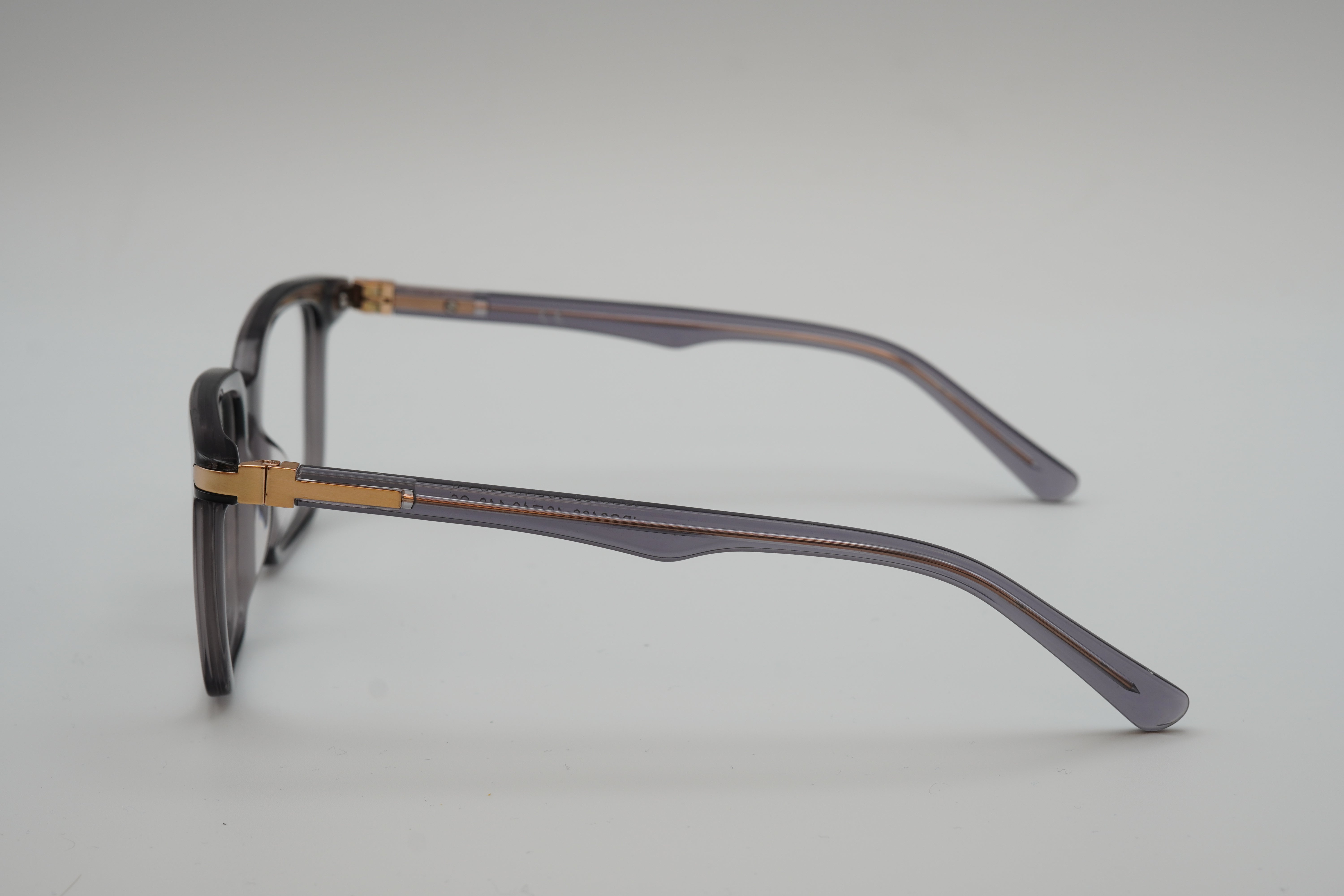 JBO9409 GRIS TRANSPARENT